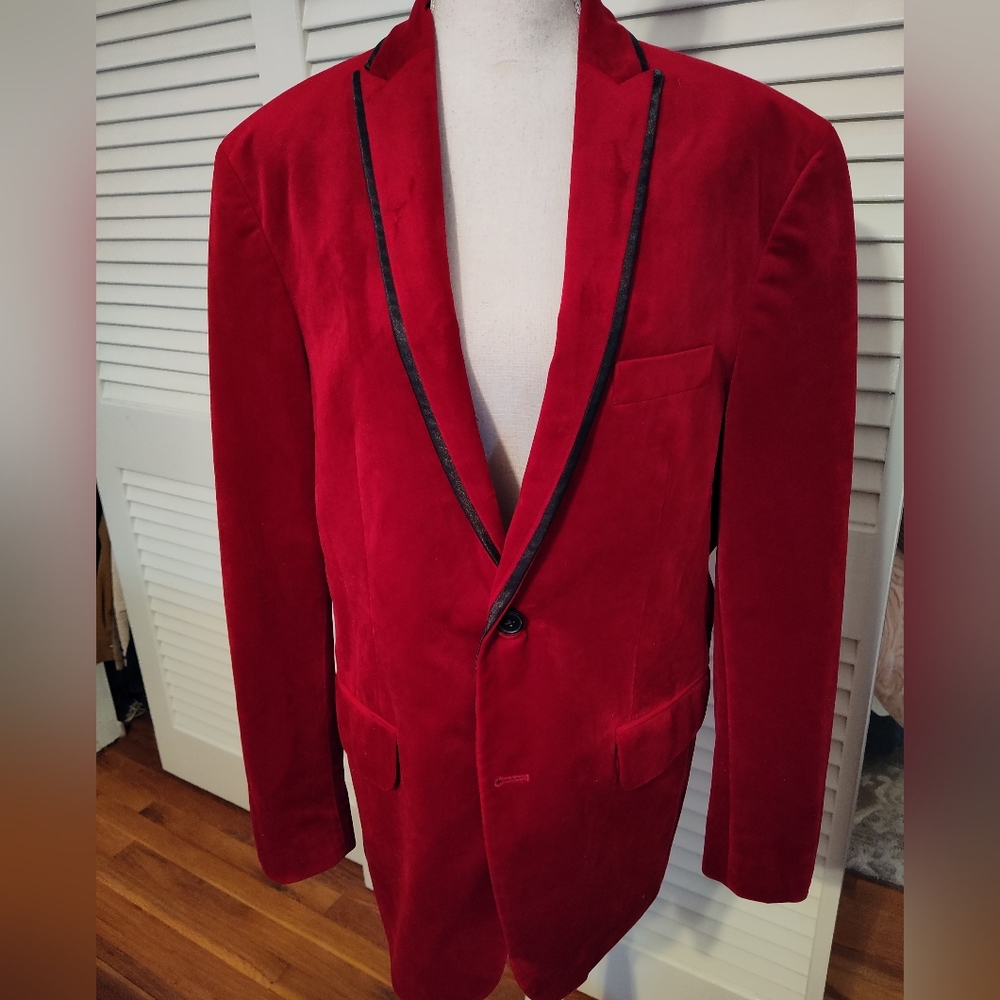 True velvet dinner jacket
